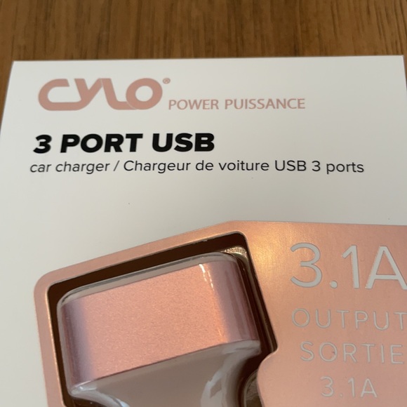 USB car charger- brand new - Picture 2 of 6